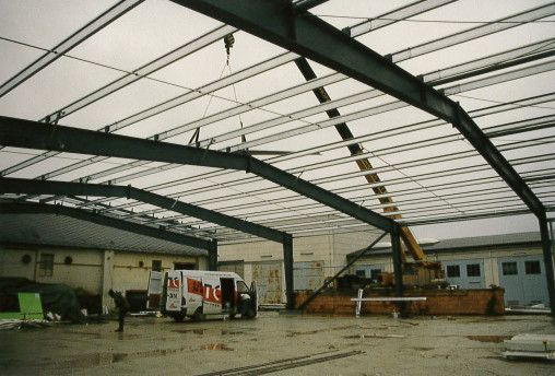 Bau einer Produktionshalle